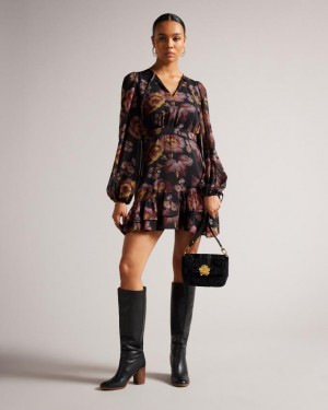 Sukienka Damskie Ted Baker Ruffle Asymmetric Mini Czarne Polska | PL-TCNWV6701